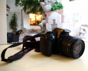 "Ooh, a photo of a CAMERA??! How META."